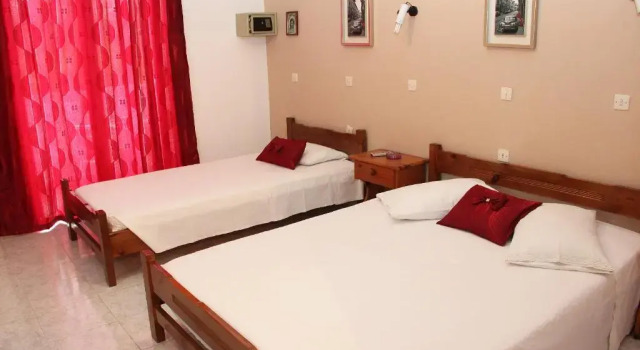 Трёхместный номер Standard Hotel Dimitra Sun
