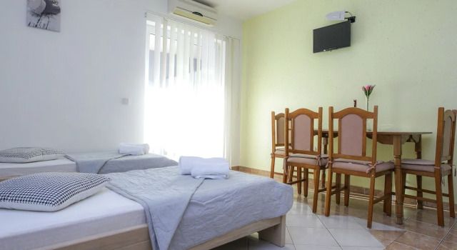 Lucky Luke Pool Apartments, Забронировать Апартаменты/квартира Апартаменты Новалья, Апартаменты/квартира