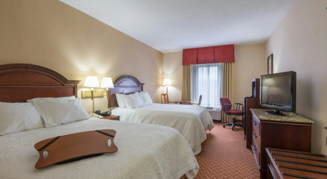 Hampton Inn Wilkesboro, Забронировать Отель Уилксборо Северная Каролина