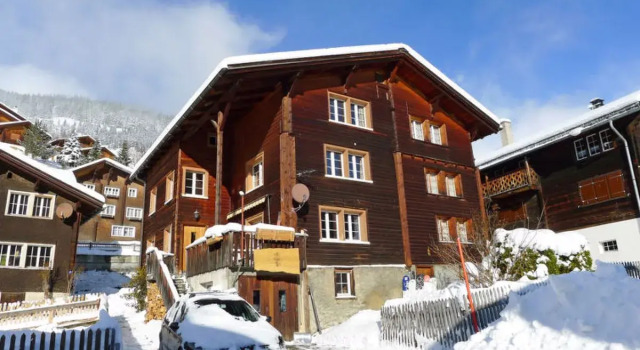 CRESTATGIET, Book Hotel Tujetsch Kanton Uri