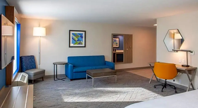 Одноместный люкс Holiday Inn Express & Suites Sioux City-South by IHG