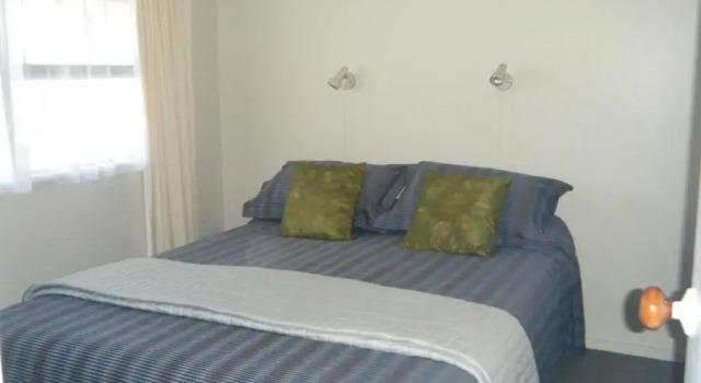 Charleston Lodge