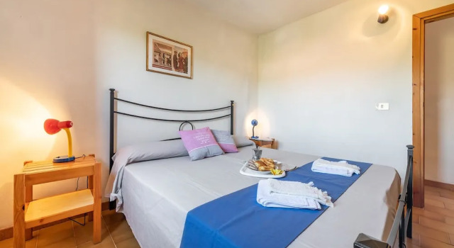 AffittaSardegna - Caraibi Apartments, Забронировать Апартаменты/квартира Отели Ольбия с парковкой, рядом с Пляж Ло-Сквало, Парковка