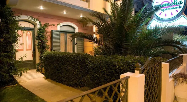Студия Anemolia Apartments