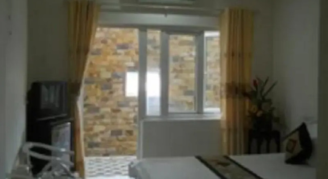 Phu Nhuan Hotel 3