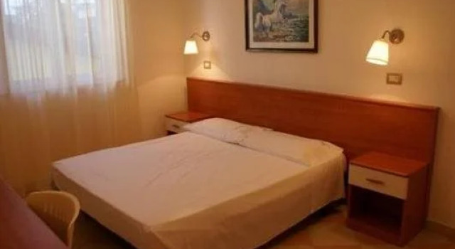 Hotel Bruna, Varaa Hotelli Hotellit Abruzzo aamiaisella, Aamiainen