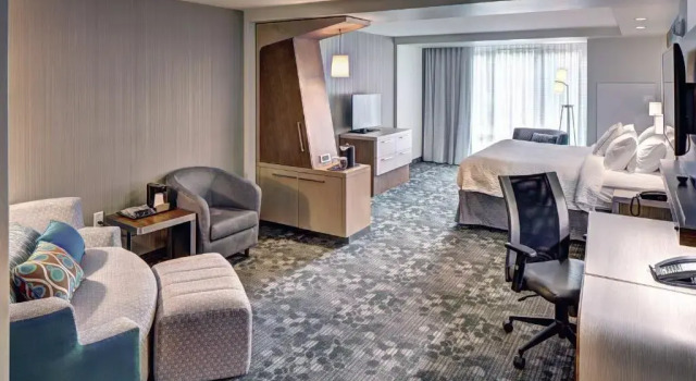 Standard Zimmer Courtyard by Marriott Appleton Riverfront