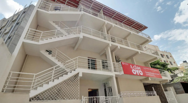 OYO Flagship 45502 Sree Banashankari Guest House 2