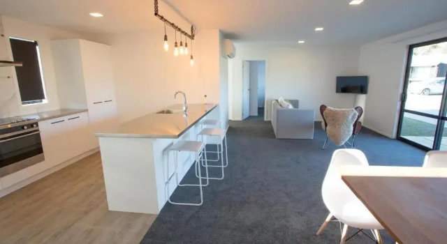 4 - Charming Space, Just a Stone Throw from Central Wanaka