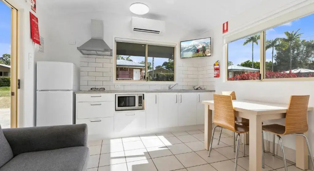 Бунгало с красивым видом из окна Ingenia Holidays Noosa