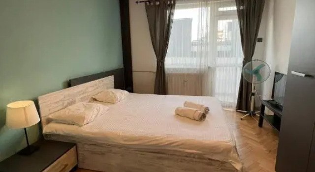 Al Malina City Family Apt with Parking Space, Varaa Huoneisto Mladost 