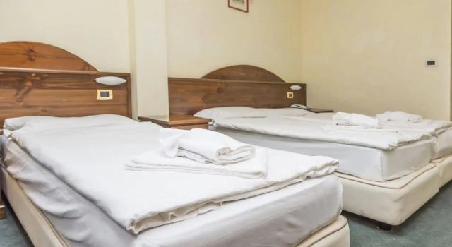 Hotel La Terrazza, Varaa Hotelli 3 tähden hotellit kohteessa Piemonte, 3*