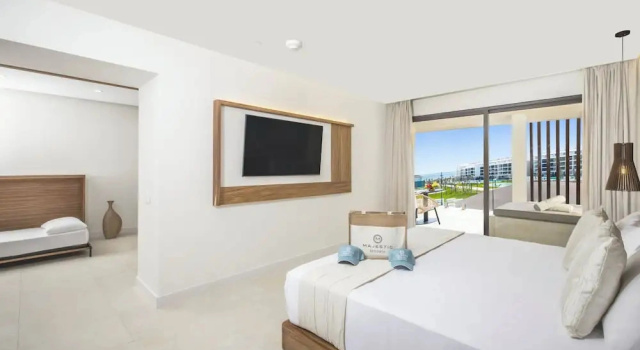 Семейный клубный люкс c 1 комнатой Majestic Mirage Costa Mujeres, All Suite Resort - All Inclusive