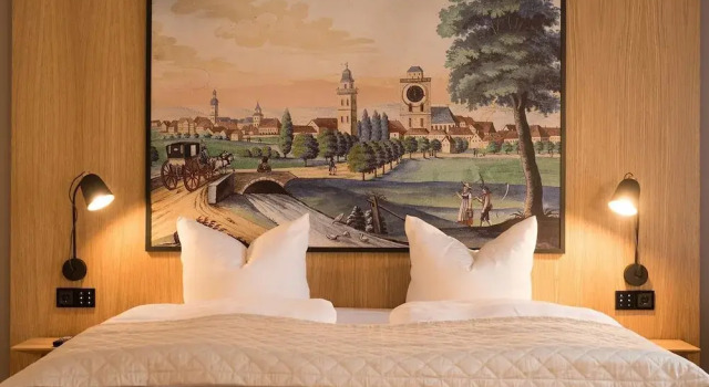 Полулюкс Hotel Bayerischer Hof