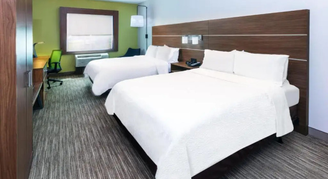 Двухместный номер Standard Holiday Inn Express & Suites Lafayette South by IHG
