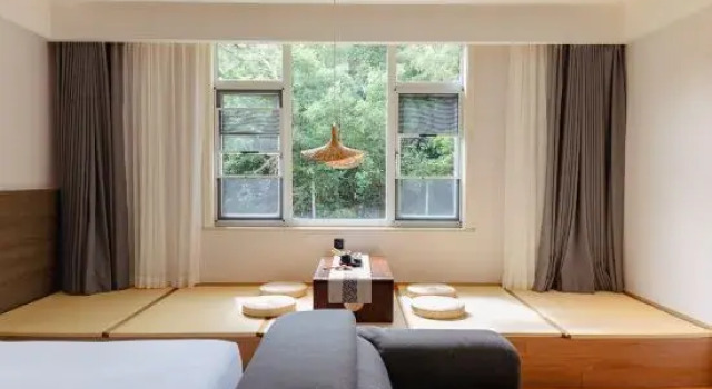 Номер Business Travel Tree Inn