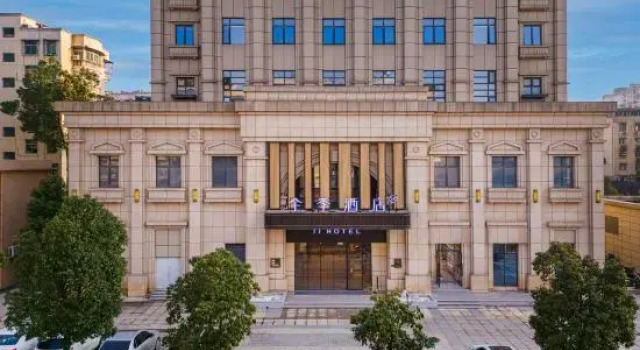 JI Hotel (Wuhan Nanhu Ruianjie Subway Station), Prenota Hotel Hotel a Hubei con parcheggio, Parcheggio