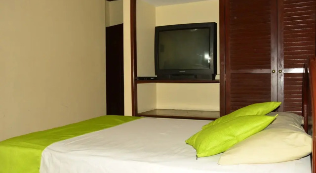 Hotel Suites Don Juan, Book Hotel Hotels in Guayas with Breakfast, Breakfasts