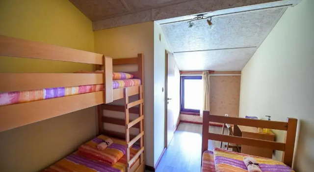 Номер Classic San Art Floating Hostel & Apartments