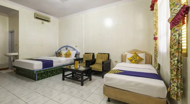 Camera Economy SPOT ON 1896 Hotel Mahkota Pantai