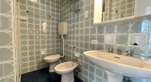 Апартаменты c 1 комнатой с балконом и с видом на город Flat With Balcony 370mt From the sea