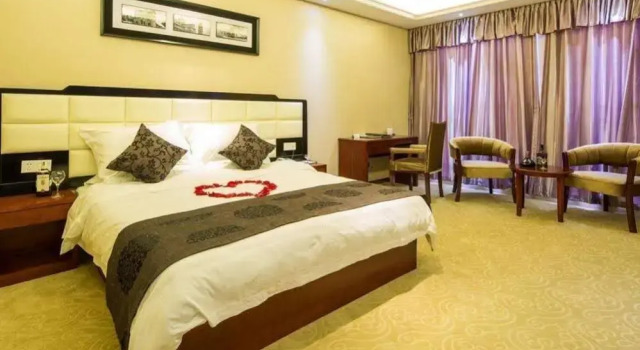 Joy Lake Hotel, Prenota Hotel Nanchino Jiangsu