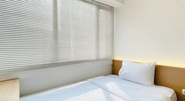 Deluxe lejlighed Spacious And Homey 2Br With Work Space At Meikarta Apartment