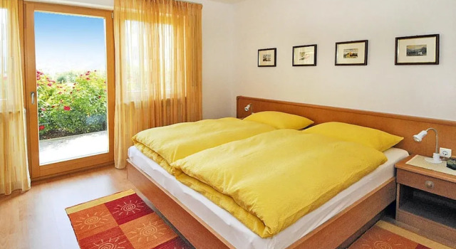 Apartment in Schlanders With Terrace, Забронировать Апартаменты/квартира Отели в центре Силандро, в центре