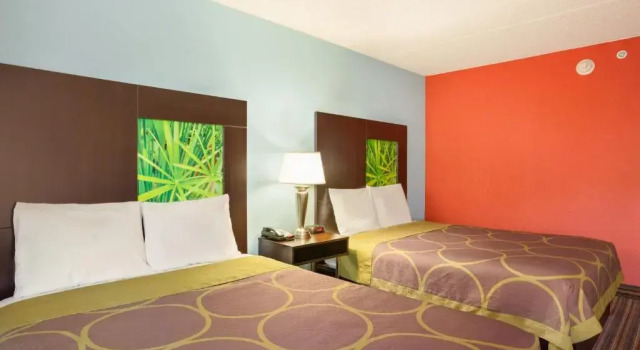 Четырёхместный номер Standard Super 8 by Wyndham Mount Laurel