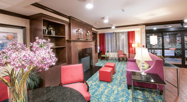 Hampton Inn Asheville-Tunnel Road, Забронировать Отель Ашвилл Аппалачи