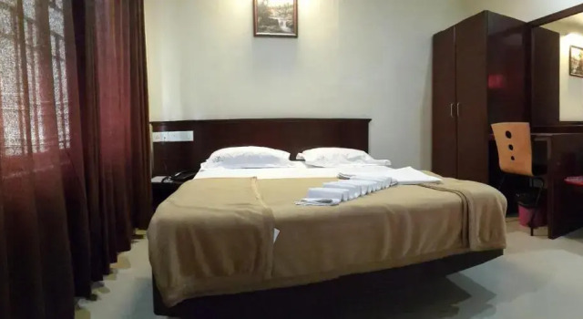 Двухместный номер Economy The Signature Inn Hotel