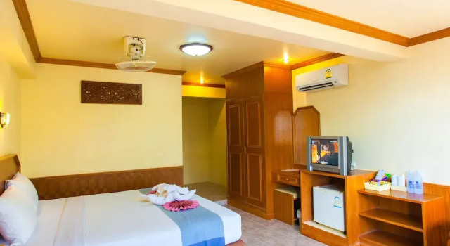 Двухместный номер Standard Haad Yao Bayview Resort & Spa - SHA plus Certified