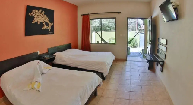 Pitaya Lodge