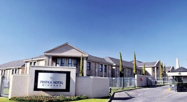 Номер Deluxe Protea Hotel by Marriott Midrand
