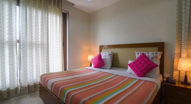 Perch Grove Golf Course Road, Забронировать Отель Гургаон Gurgaon Region, рядом с Улица Гольф-Корс-роуд