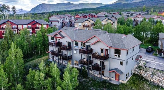 Номер Standard 97A Exceptional Views, 4 BR, Central Location