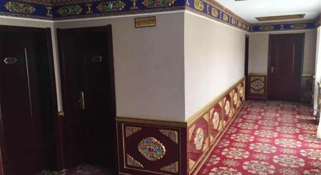 Двухместный номер Deluxe Overseas Tibetan Hotel