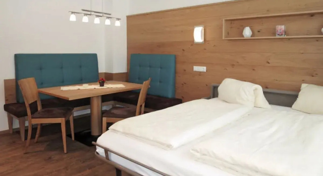 Rahm (MHO170), Rezervați Hotel Hoteluri în Tirol cu parcare, Parcare