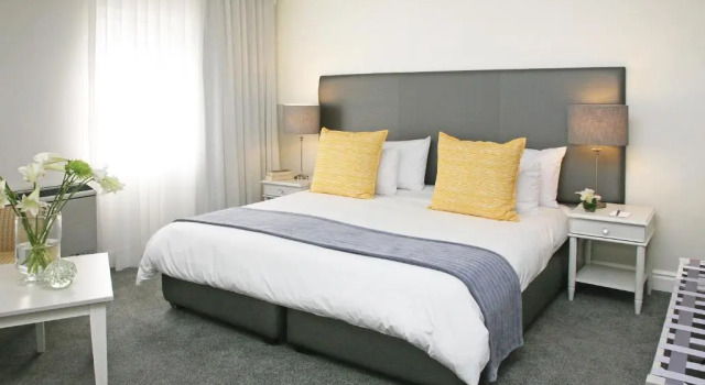 Одноместный номер Standard Hollow on the Square City Hotel CBD