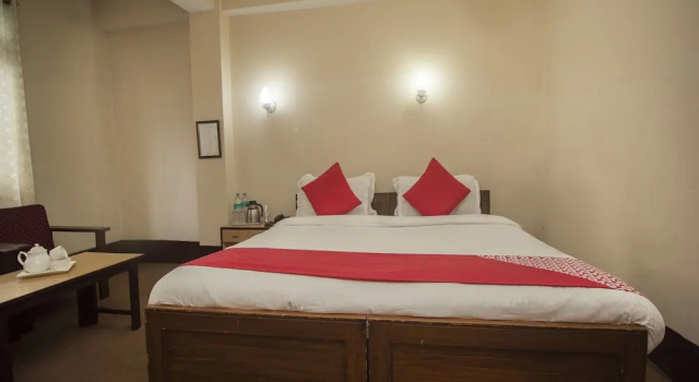 Camera Standard Keswani Group Hotel White Mountain - 200 Metres From MG Marg