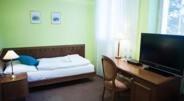 Retro Hotel Villa Ostrava, Забронировать Отель Острава Моравия и Силезия, рядом с Silesian-Ostrava Castle