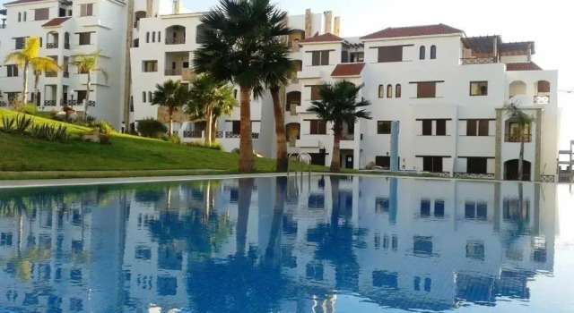 Lilac's garden Vue piscine, Boek Hotel SPA-hotels in Talembote, SPA