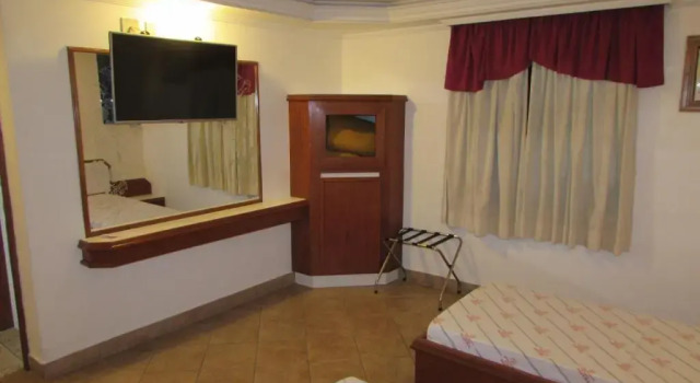 Трёхместный номер Standard Pleasant Place Hotel
