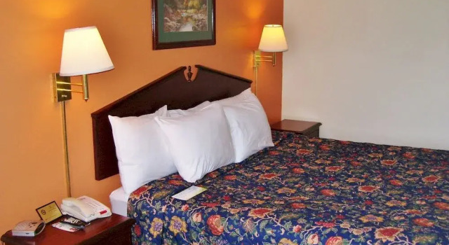 Americas Best Value Inn & Suites, Buchen Sie Hotel LaFayette Georgia