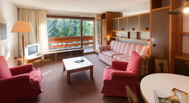 Sport Palace, Book Hotel Lens Wallis