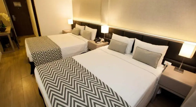 Четырёхместный номер Standard Royal Regency Palace Hotel