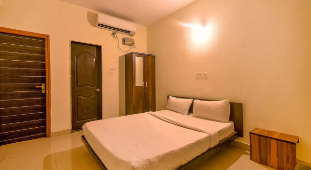 Номер Deluxe FabHotel SRH