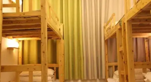 Xian KATIN Youth Hostel, Boek Hostel Hotels in Shaanxi met parkeren, Parkeren