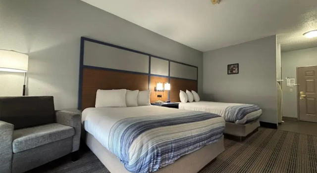 Номер Deluxe AmericInn by Wyndham, Galesburg, IL
