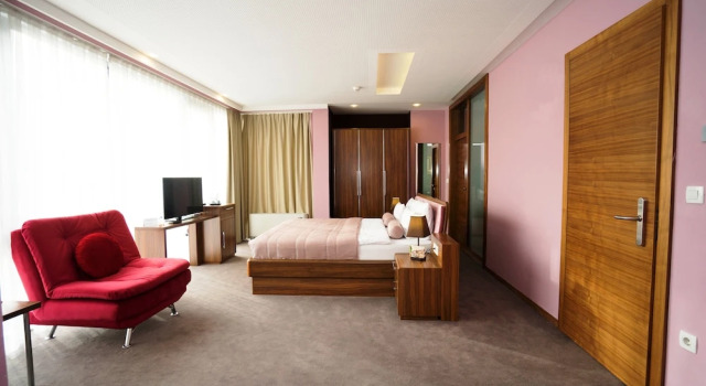 Апартаменты Deluxe Hotel Royal Gold City - Hotel Ruža